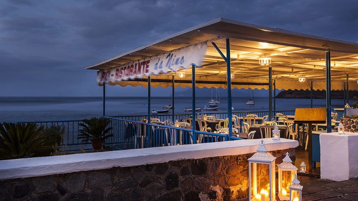 Da Nino sul mare, camere e ristorante sul mare Porto di Filicudi